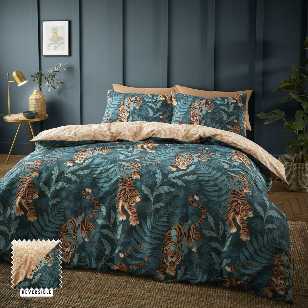 Catherine Lansfield Tropic Tiger Leaf Green Duvet Set