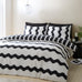 SASSY B_ Waves Black/White Duvet Set