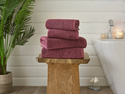 Deyongs 1846 Sanremo 700gsm 100% Cotton Pomegranate Towels