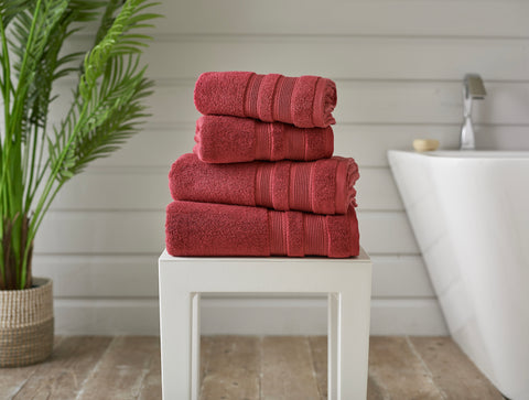 The Lyndon Company Montpellier 650gsm Zero Twist Raspberry Towels