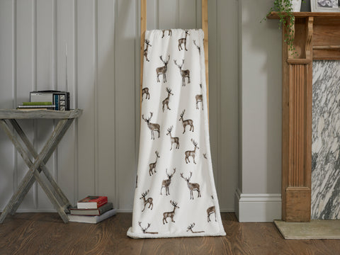 Deyongs 1846 Sterling Stag 140cm x 180cm Fleece Throw